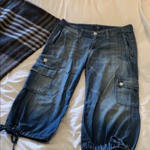 7 for all Mankind Capri 29”